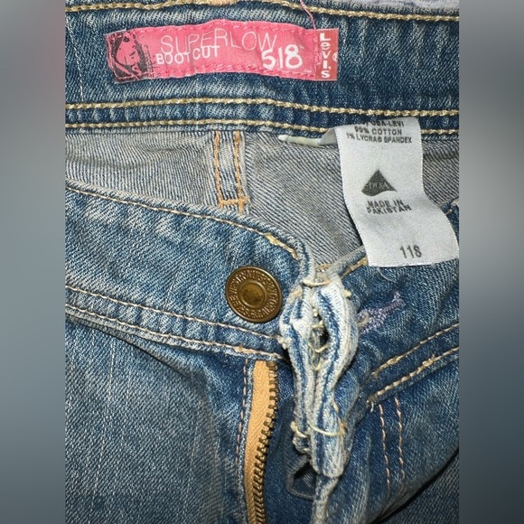 Levi’s Super Low Boot cut 518 11 Short New Classic Light Wash - Picture 5 of 5